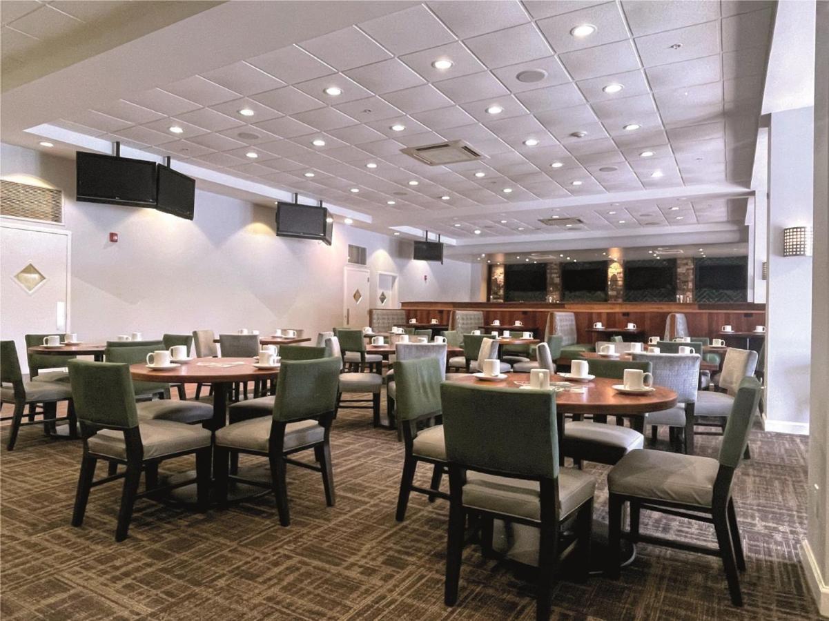 Holiday Inn Baton Rouge College Drive I-10 By Ihg Exterior photo