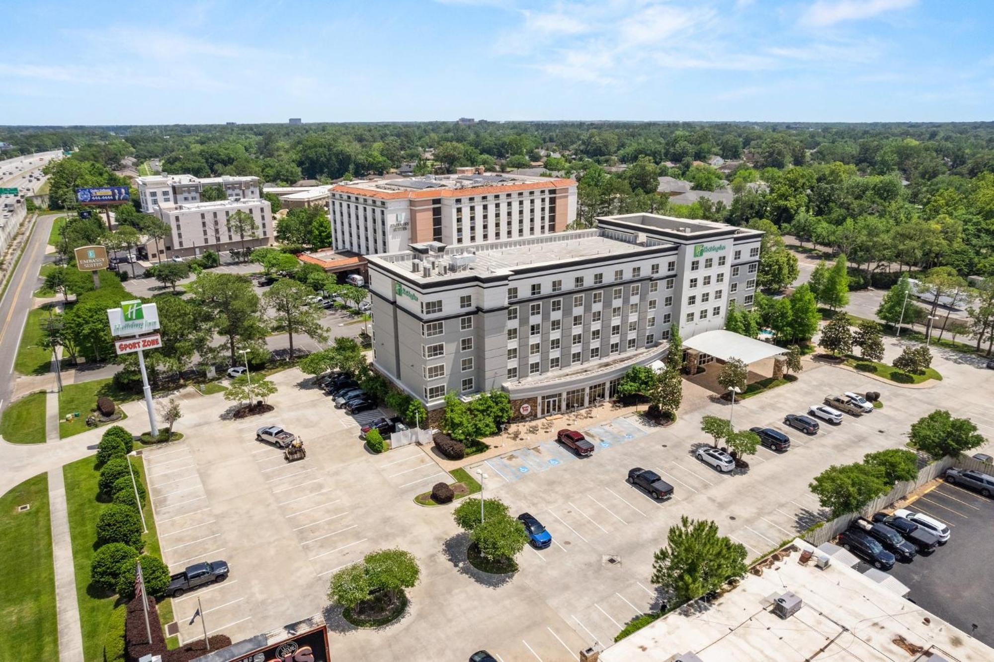 Holiday Inn Baton Rouge College Drive I-10 By Ihg Exterior photo